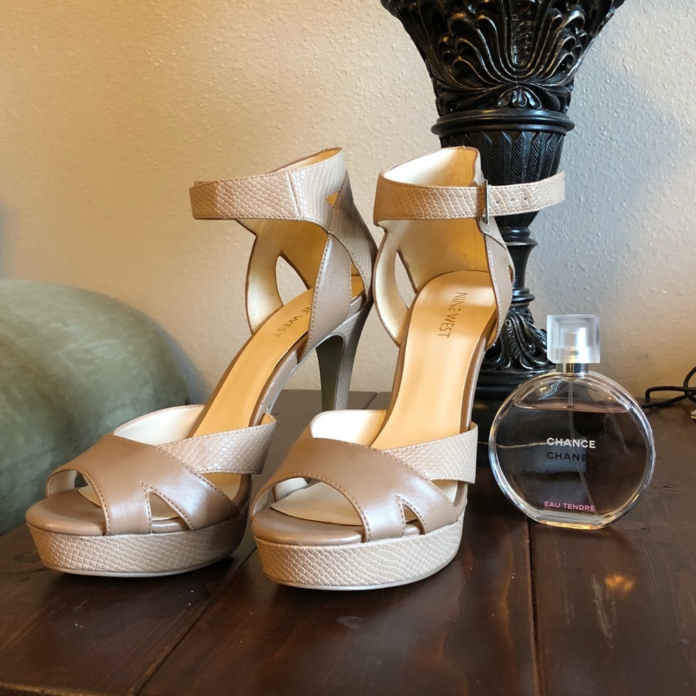 NWOT Nine West Heels